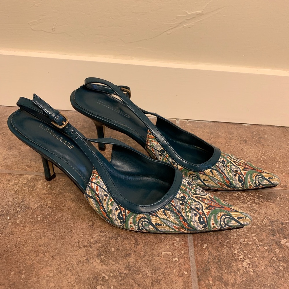 Heels - Picture 2 of 4